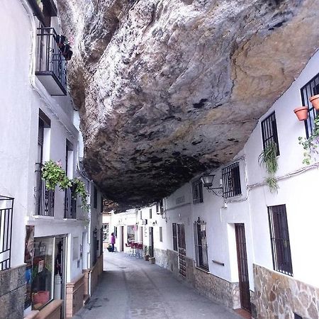 Apartamento Puente Triana Setenil De Las Bodegas Exteriér fotografie